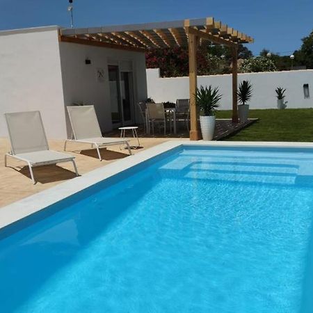 Palapa Garden Alojamientos, Piscina Privada Y Cerca Del Mar 奇克拉纳－德拉弗龙特拉 外观 照片
