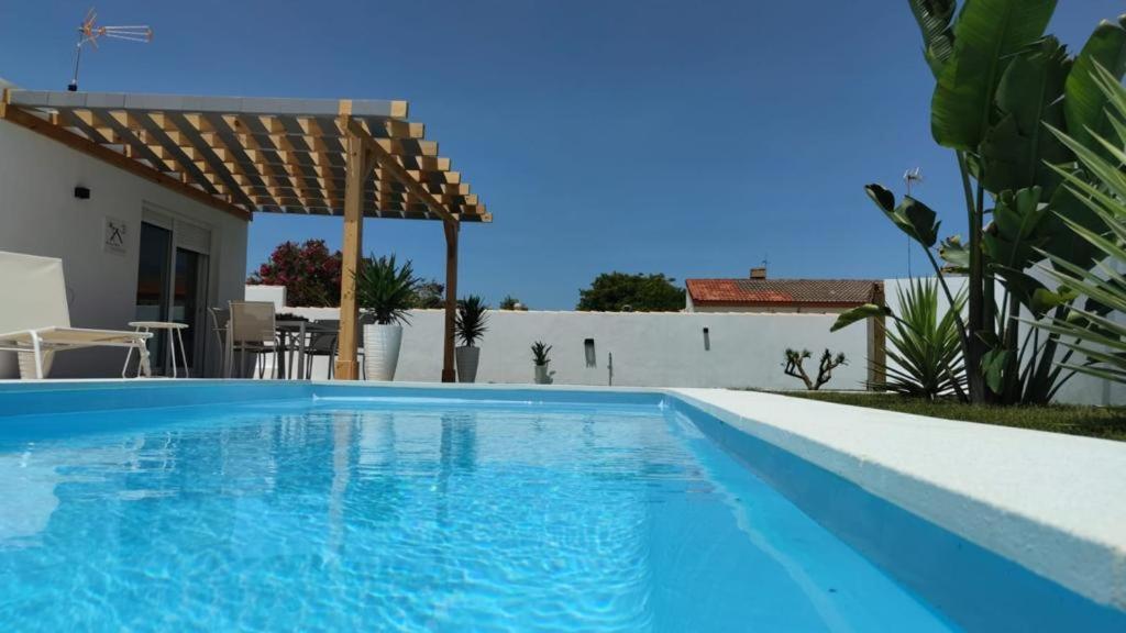 Palapa Garden Alojamientos, Piscina Privada Y Cerca Del Mar 奇克拉纳－德拉弗龙特拉 外观 照片