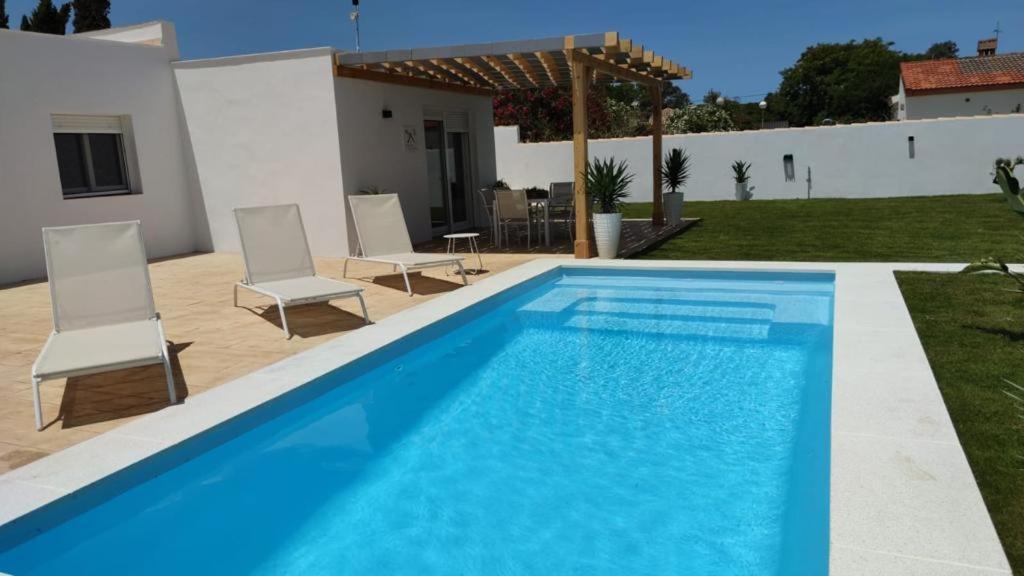 Palapa Garden Alojamientos, Piscina Privada Y Cerca Del Mar 奇克拉纳－德拉弗龙特拉 外观 照片