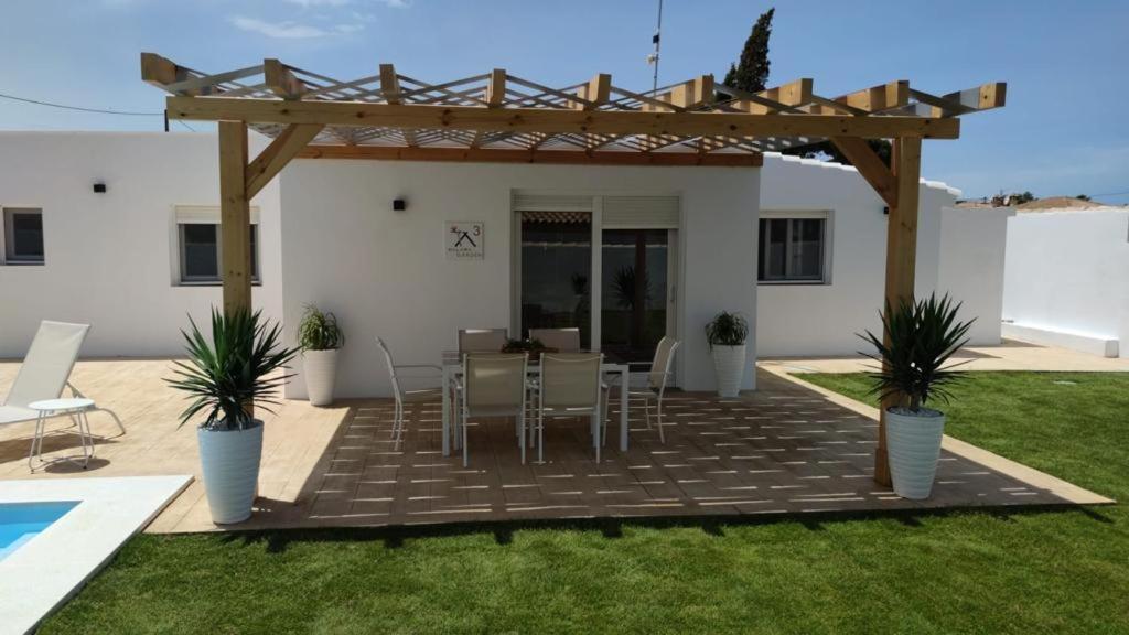 Palapa Garden Alojamientos, Piscina Privada Y Cerca Del Mar 奇克拉纳－德拉弗龙特拉 外观 照片
