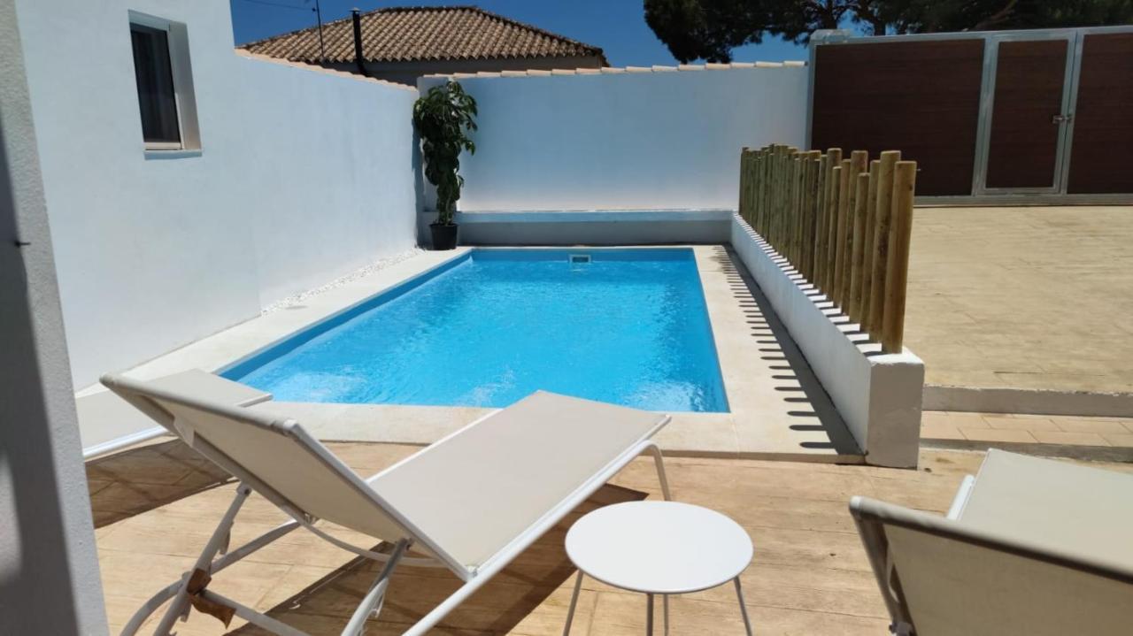 Palapa Garden Alojamientos, Piscina Privada Y Cerca Del Mar 奇克拉纳－德拉弗龙特拉 外观 照片