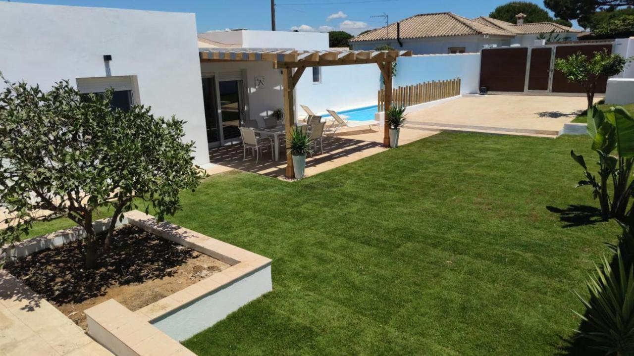 Palapa Garden Alojamientos, Piscina Privada Y Cerca Del Mar 奇克拉纳－德拉弗龙特拉 外观 照片