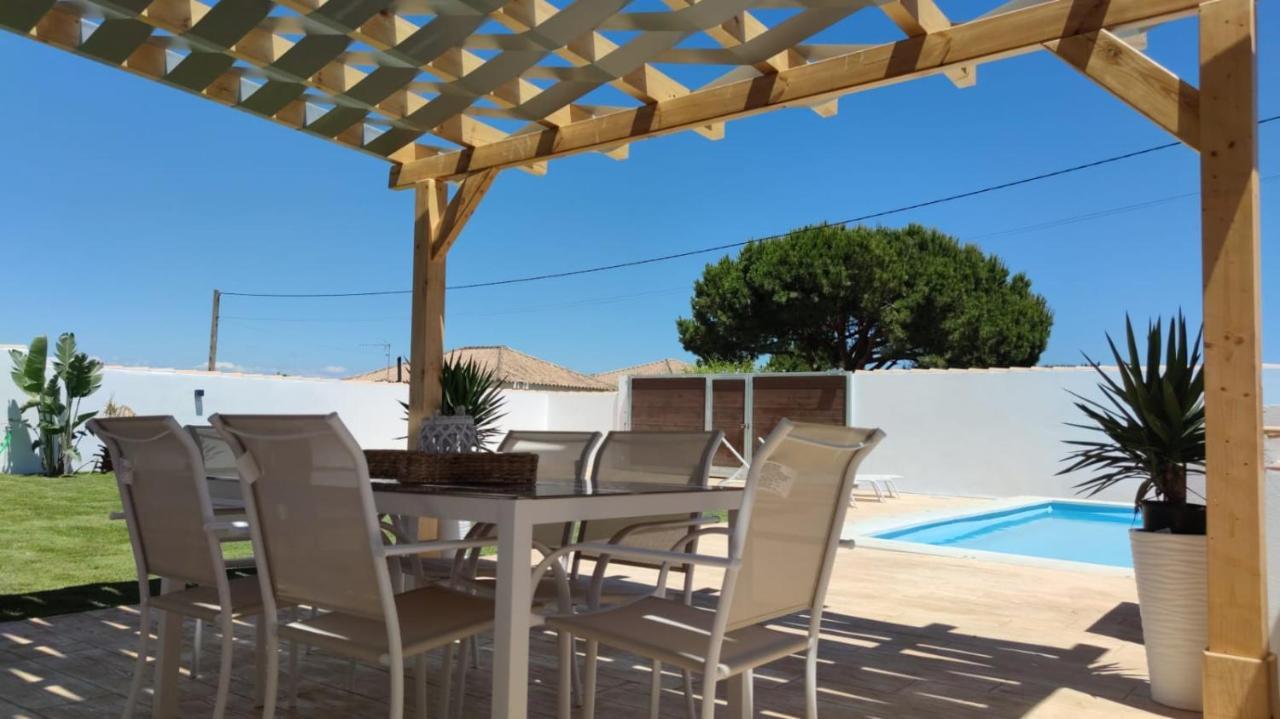 Palapa Garden Alojamientos, Piscina Privada Y Cerca Del Mar 奇克拉纳－德拉弗龙特拉 外观 照片